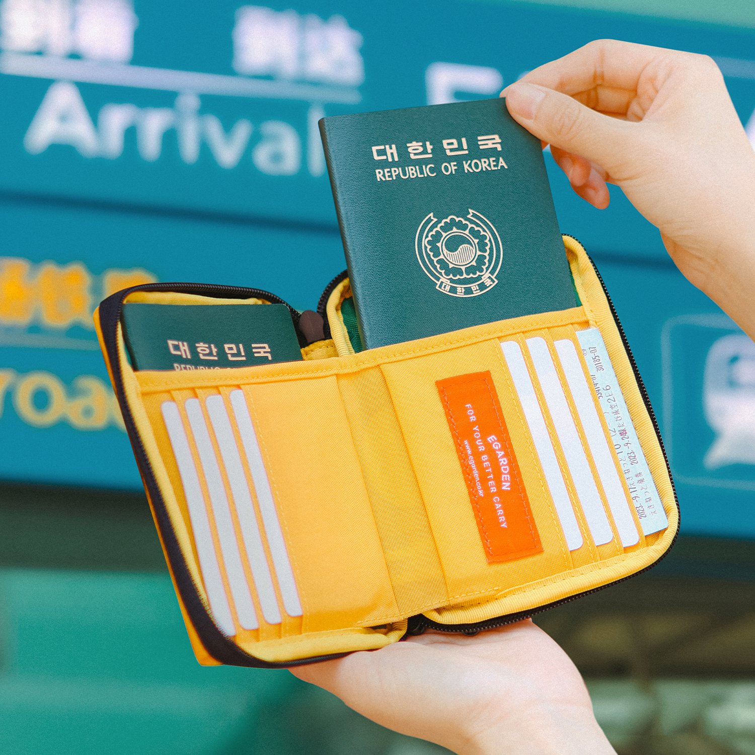 에가든 본보야지 패스포트 허니블랙 RFID 차단 안티스키밍 여행용 지갑 여행 여권 케이스 상세 이미지 2
